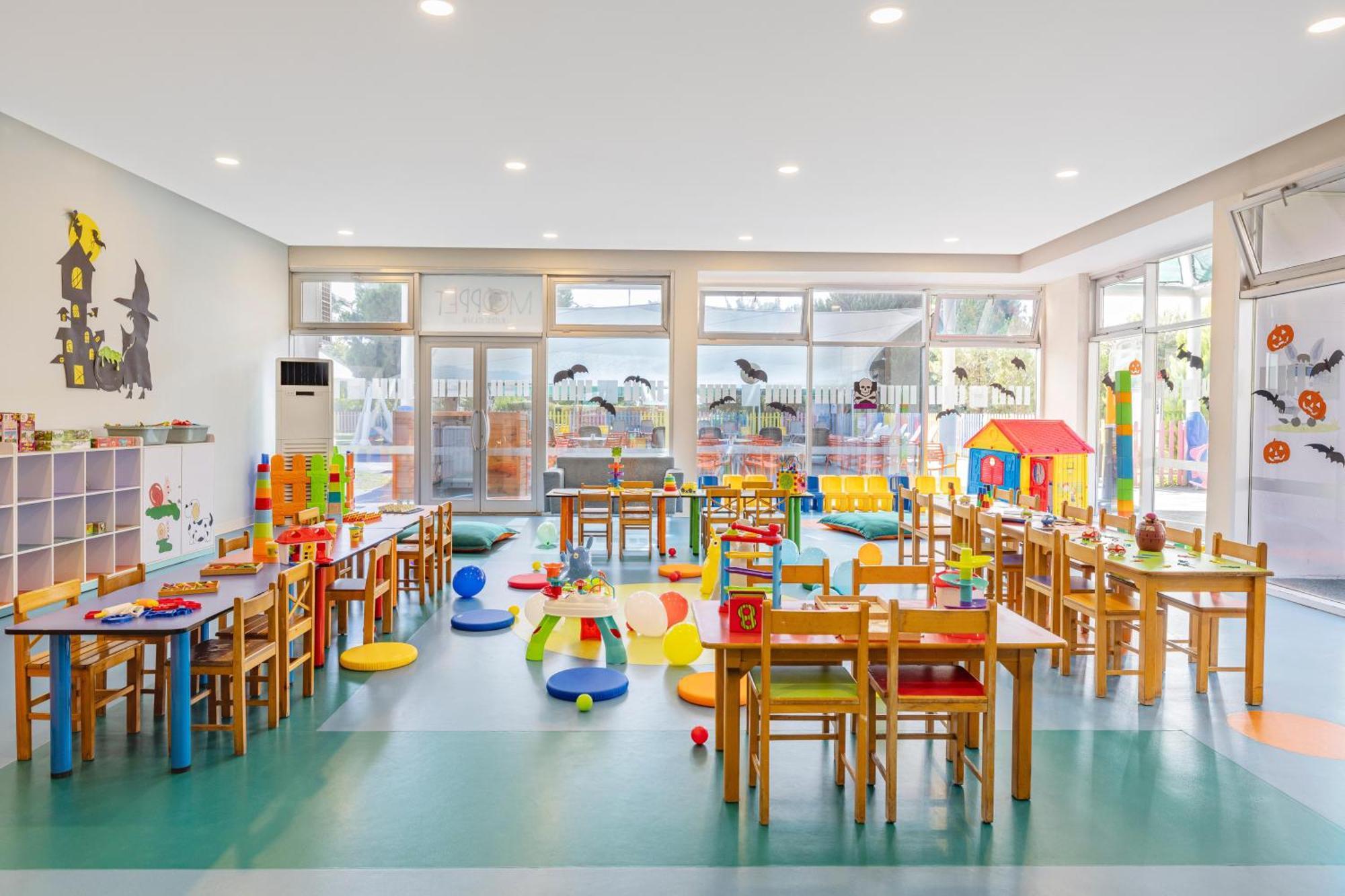 Concorde De Luxe Resort Αττάλεια Εξωτερικό φωτογραφία A nursery school in Spain