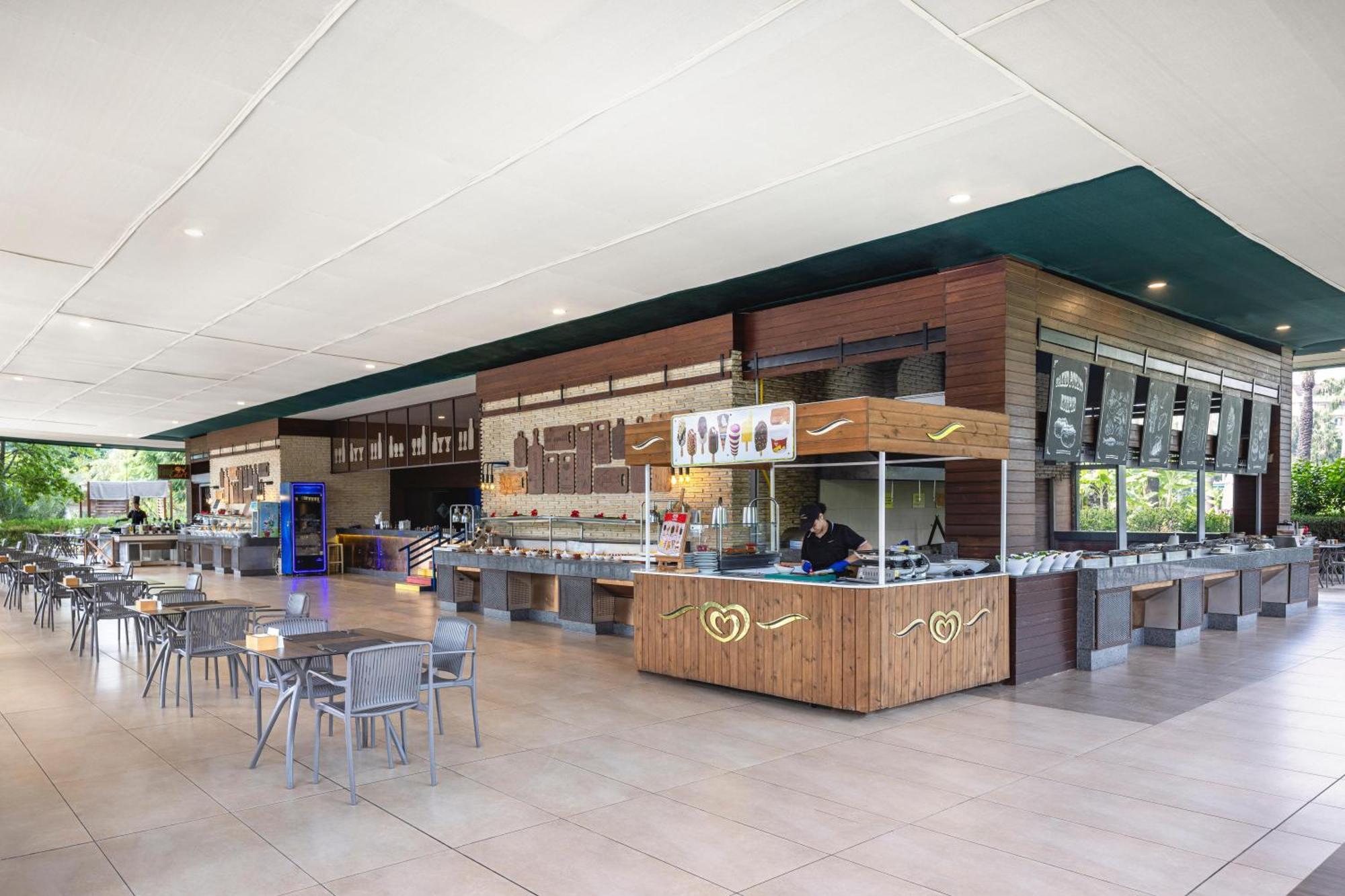 Concorde De Luxe Resort Αττάλεια Εξωτερικό φωτογραφία The dining hall at the University of the Sunshine Coast